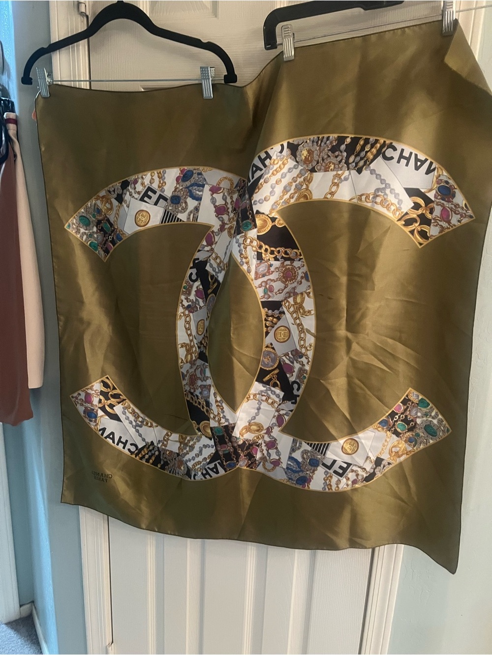 Chanel 90 cm scarf silk